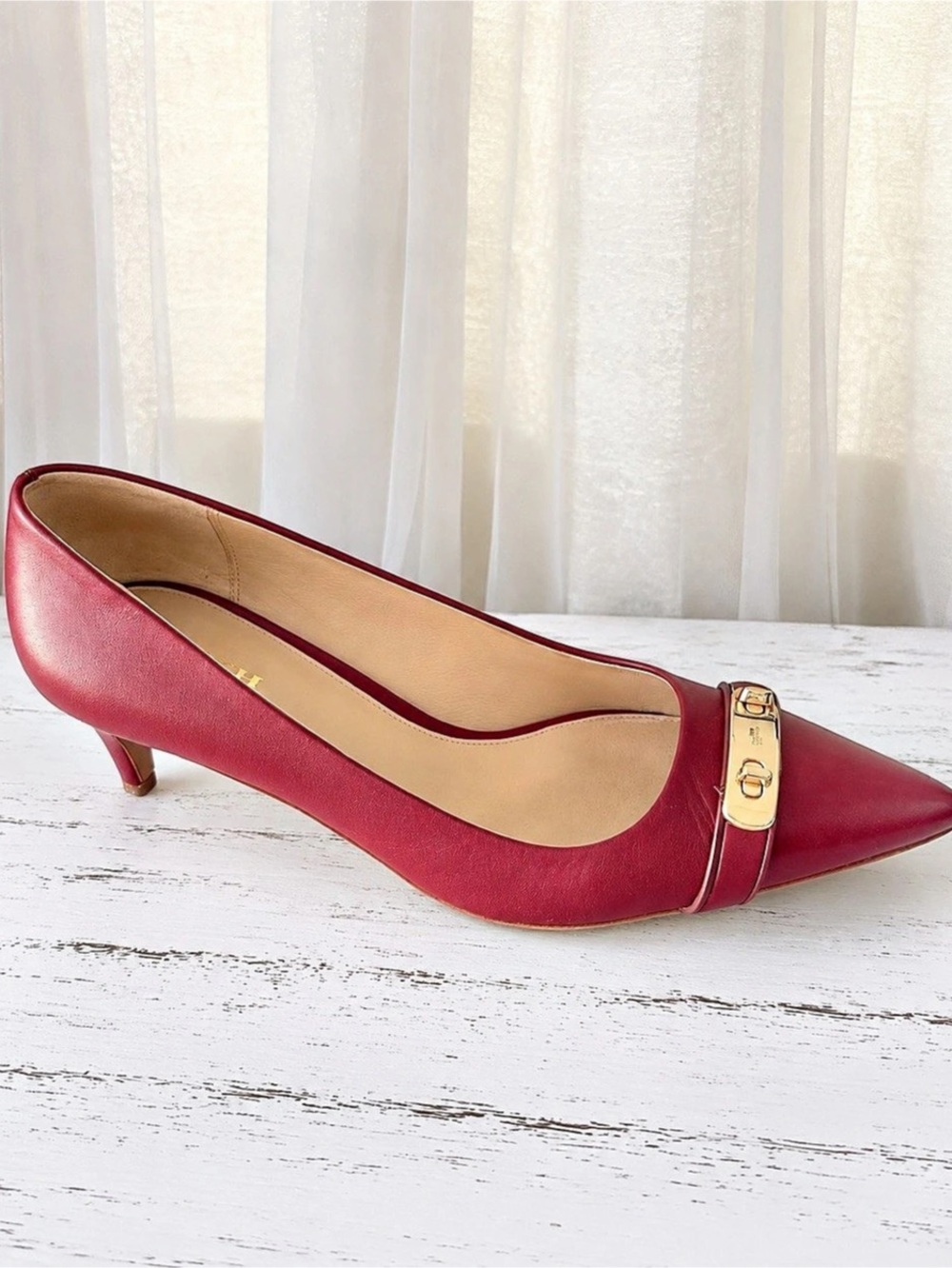 Coach Lauri Plum Burgundy Leather Pointed Kitten Heels ❤️